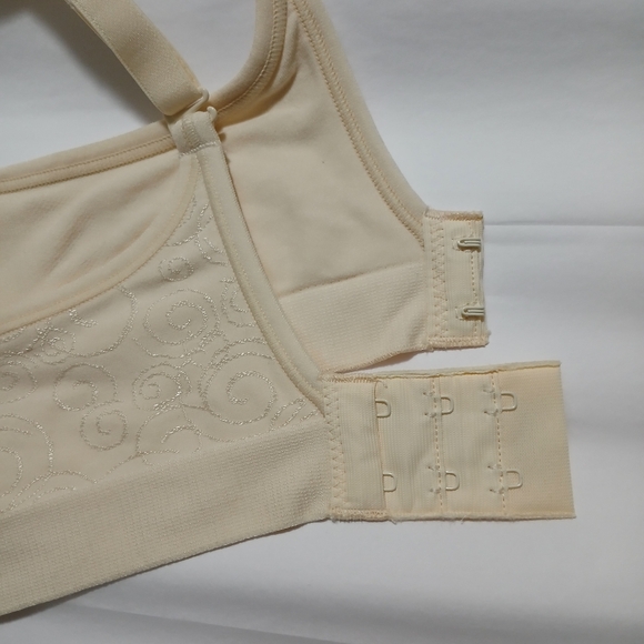 Bali Cool Comfort Bra - Picture 5 of 6